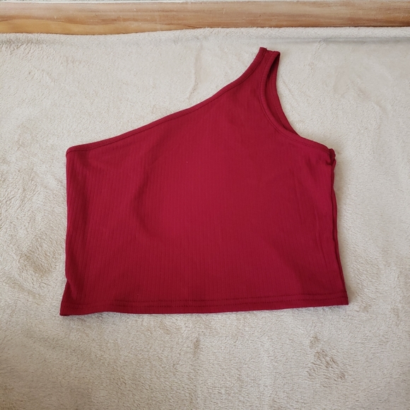 One shoulder solid crop top - Picture 2 of 2